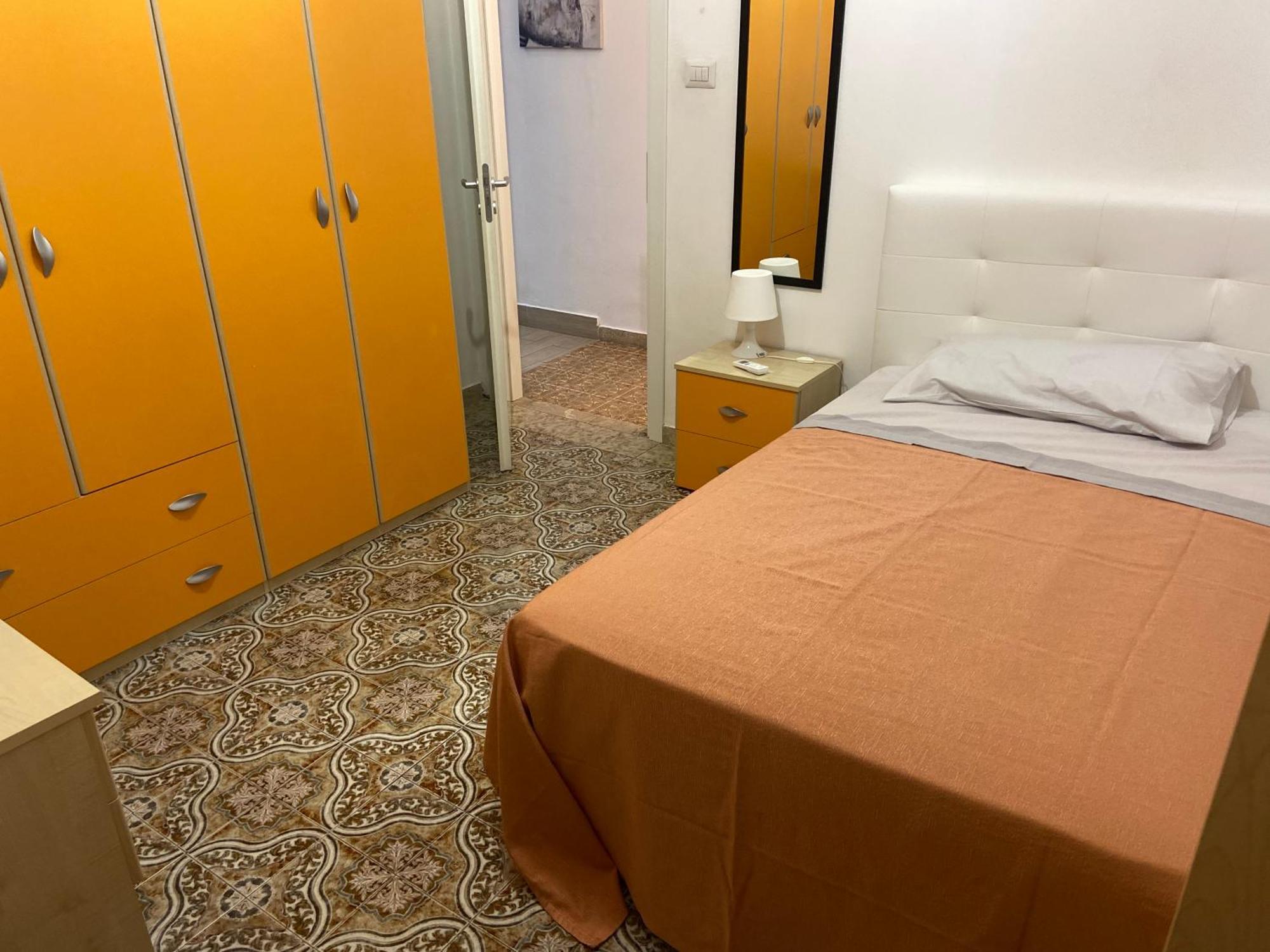 Casa Vacanza La Collegiata Catánia Buitenkant foto